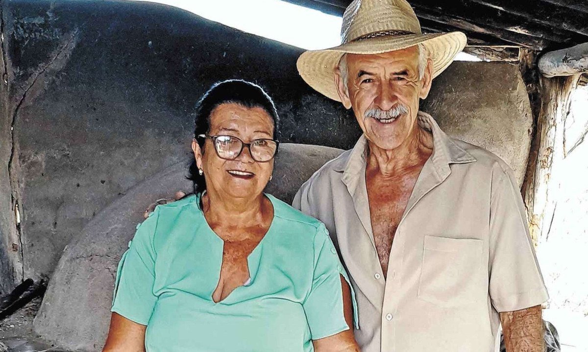 Imaculada e Sebastião Mendonça produzem doces e quitandas na Fazenda Laranjo - (crédito: Gustavo Werneck/EM/D.A Press)