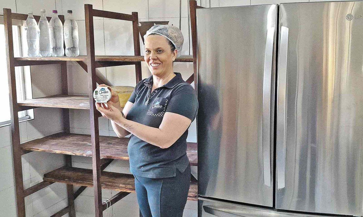 Al&eacute;m de manter a produ&ccedil;&atilde;o de queijos no s&iacute;tio Sabores da Ovelha, Lara Dias administra um bistr&ocirc; com a fam&iacute;lia