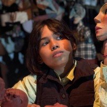 Novo espetáculo do Giramundo reúne Bia Apocalypse e os quatro filhos - MENE/DIVULGAÇÃO