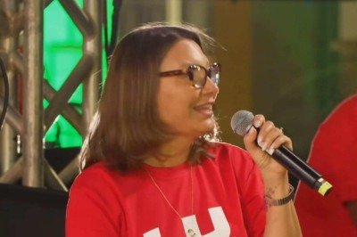Janja homenageia Milton Nascimento e Lô Borges em comício de Lula na Praça da Estação, em BH, e destaca a importância do Clube da Esquina. -  (crédito: Lula/Youtube)