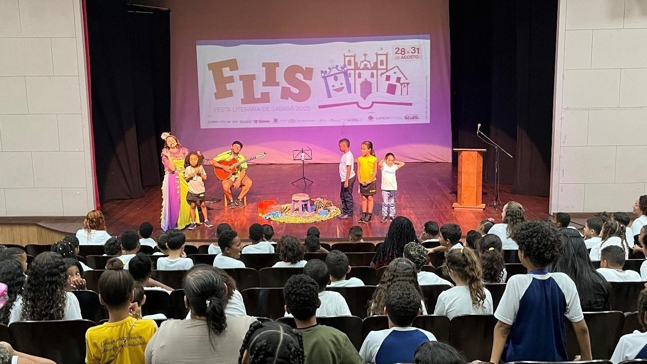 Crian&ccedil;as de Sabar&aacute; participam ativamente da programa&ccedil;&atilde;o cultural da Festa Liter&aacute;ria de Sabar&aacute; (FLIS), que oferece teatro e m&uacute;sica -  (crédito: Divulga&ccedil;&atilde;o)