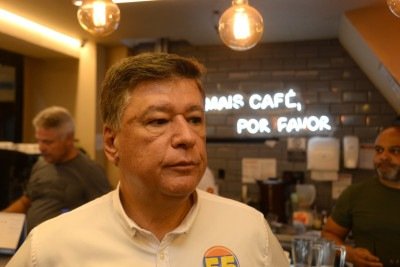 Carlos Viana tenta reeleição ao Senado por Minas Gerais -  (crédito: Túlio Santos/EM/D.A. Press)