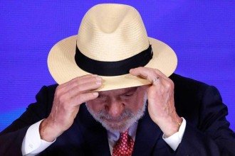 Aliados tentam conter otimismo após semana difícil para a campanha de Lula