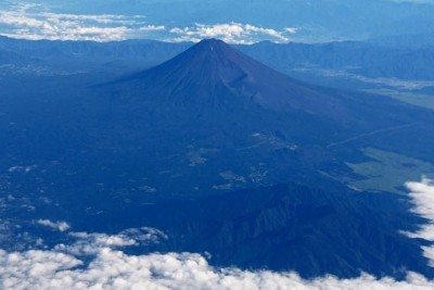 Pai deixa filho de 7 anos sozinho em caminhada no Monte Fuji -  (crédito: BBC)