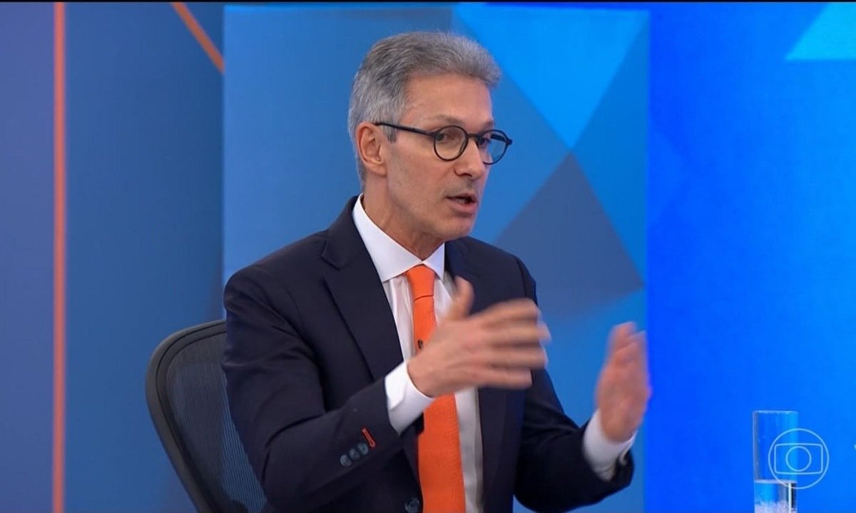 Romeu Zema foi o primeiro entrevistado da série da Globo com presidenciáveis - (crédito: Reprodução/Globo)