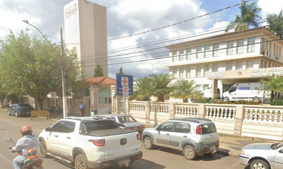 Hospital Regional Antônio Dias, em Patos de Minas - (crédito: Google Street View / Reprodução)