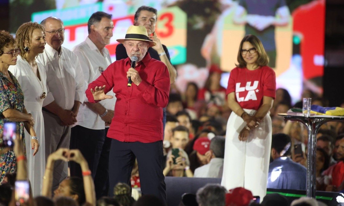Intenção de voto entre pessoas de 16 a 24 anos cresceu em 13% a favor do presidente - (crédito: Marcos Vieira/EM/D.A. Press)