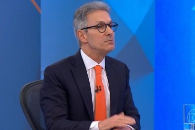 Romeu Zema foi o primeiro entrevistado da série da Globo com presidenciáveis -  (crédito: Reprodução/Globo)