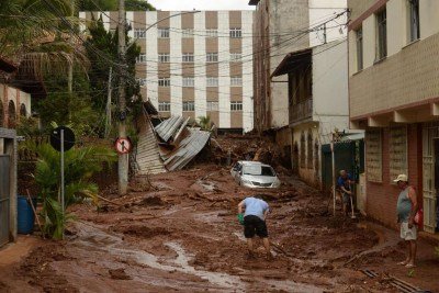 Estragos decorrentes das chuvas em Juiz de Fora -  (crédito: Tulio Santos/EM/D.A Press. Brasil)