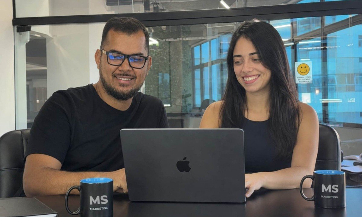 Casal cria estratégia digital para empresas venderem mais - (crédito: DINO)