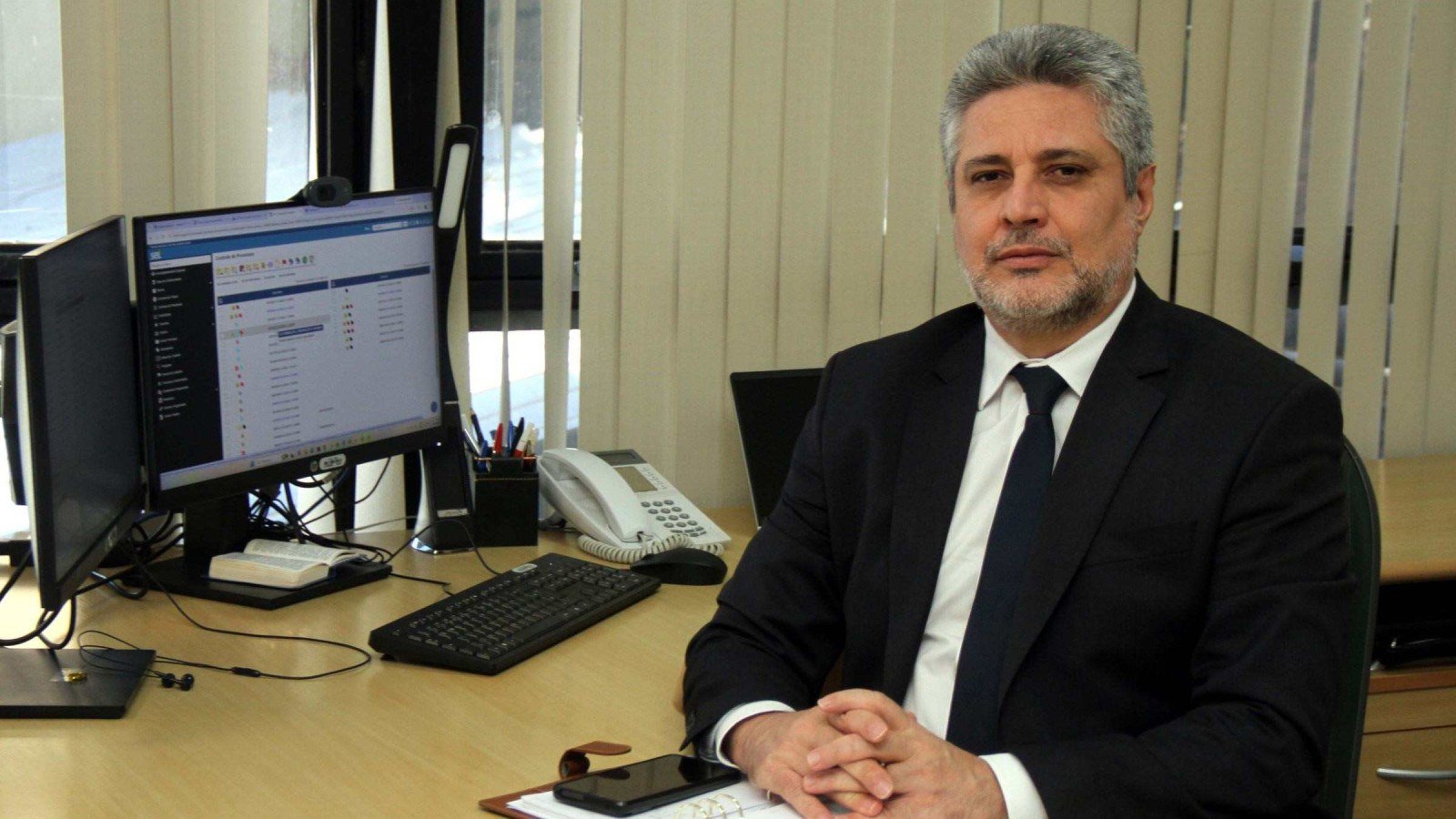 "A gente tem uma cadeia integrada tanto de hardware, desenvolvimento e fabrica&ccedil;&atilde;o da urna, quanto de software, dos sistemas que v&atilde;o funcionar", explica Glaysson Gomes, Secret&aacute;rio de Tecnologia da Informa&ccedil;&atilde;o do TRE-MG.