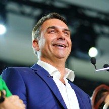 Sakamoto: Flávio usa 'liberdade' de cortina de fumaça contra fim da 6x1 - Foto: Vittor Sales/PL