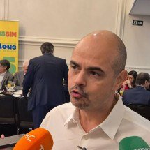 Simões encerra agenda no Sul de Minas e promete descentralizar saúde - Jair Amaral/EM/D.A. Press
