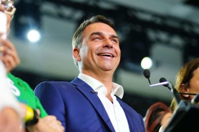 Flávio versus Lulinha: em primeiro embate, juíza de SP dá razão ao filho de Bolsonaro -  (crédito: Foto: Vittor Sales/PL)