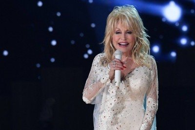 Morre aos 80 anos a cantora estadunidense Dolly Parton -  (crédito: Robyn Beck / AFP)