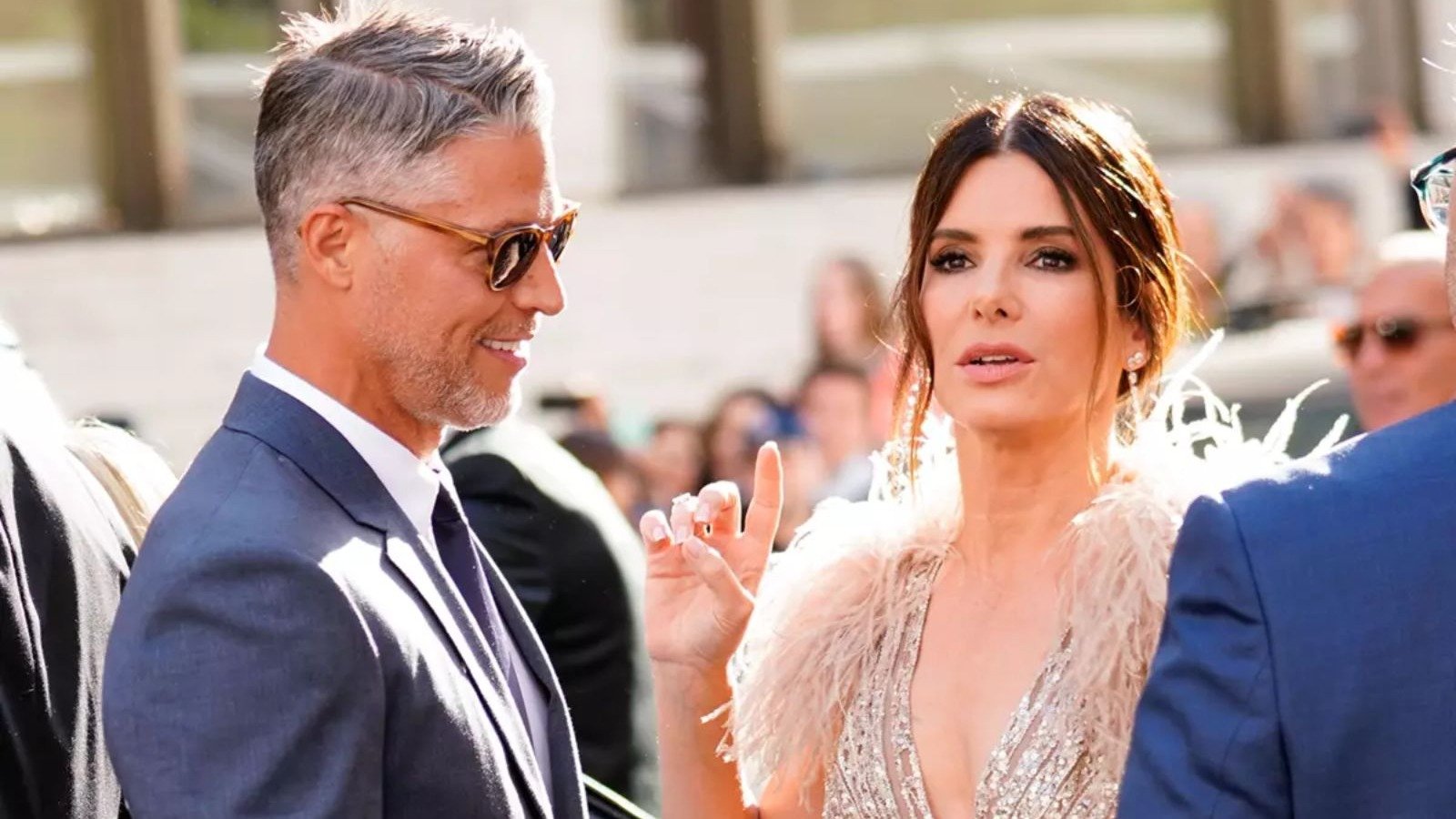 Sandra Bullock e Bryan Randall, cujo relacionamento &eacute; tema de recente entrevista da atriz sobre a batalha dele contra a ELA -  (crédito: AFP via Getty Images)