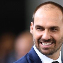 Eduardo Bolsonaro compartilha vídeo do pai e diz ser da campanha de Flávio - Evaristo Sá/AFP