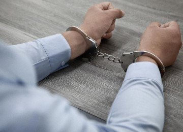 M&atilde;os algemadas representam a pris&atilde;o em flagrante de auditor fiscal por corrup&ccedil;&atilde;o passiva no Tocantins -  (crédito: FreePik)