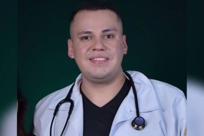 Lucas da Silva Mendon&ccedil;a, o estudante de medicina de 26 anos que morreu ap&oacute;s acidente de tr&acirc;nsito na fronteira com o Brasil -  (crédito: Redes sociais)