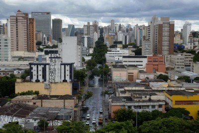 A previsão abrange municípios de diferentes regiões do estado, incluindo cidades da Região Metropolitana de Belo Horizonte -  (crédito: Túlio Santos/EM/DA.Press)