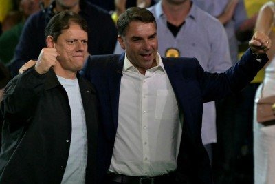 Candidato à reeleição no estado de São Paulo saiu em defesa de Flávio Bolsonaro -  (crédito: Nelson Almeida/AFP)