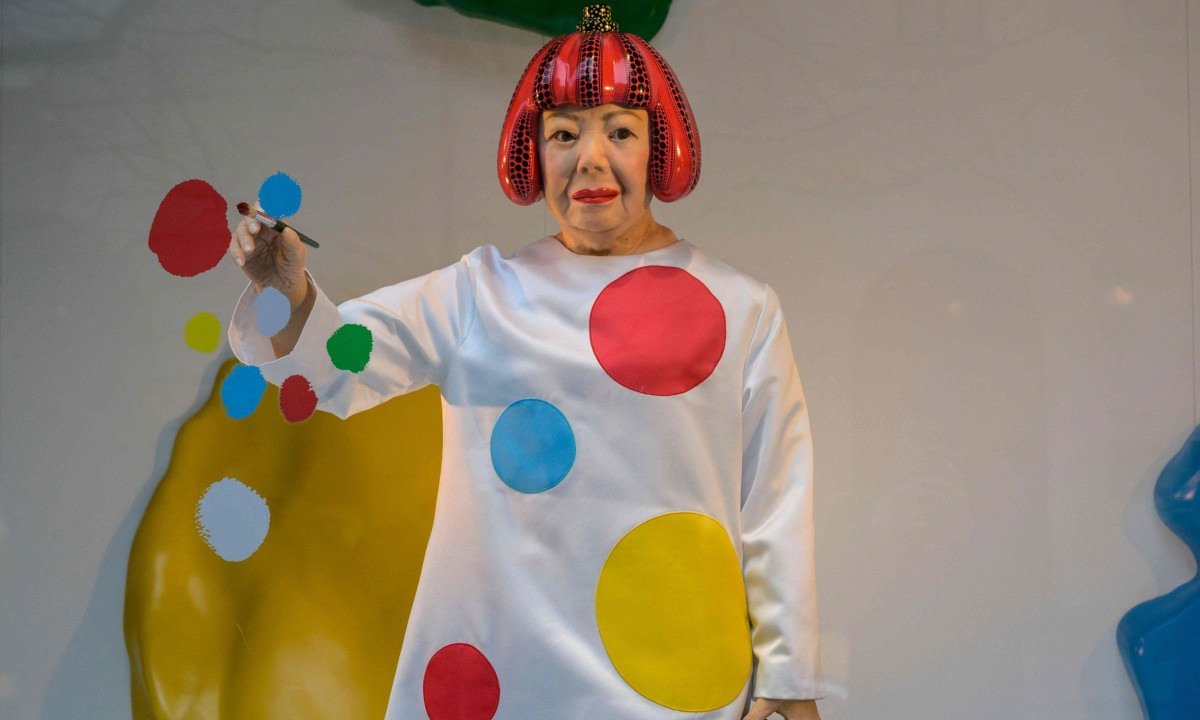 Artista Yayoi Kusama ficou conhecida por usar bolinhas nas suas obras - (crédito: AFP)