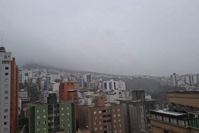 Temporal atinge todas regiões de Belo Horizonte nesta quinta-feira (27/8) -  (crédito: Vera Schmitz/EM/D.A.Press)