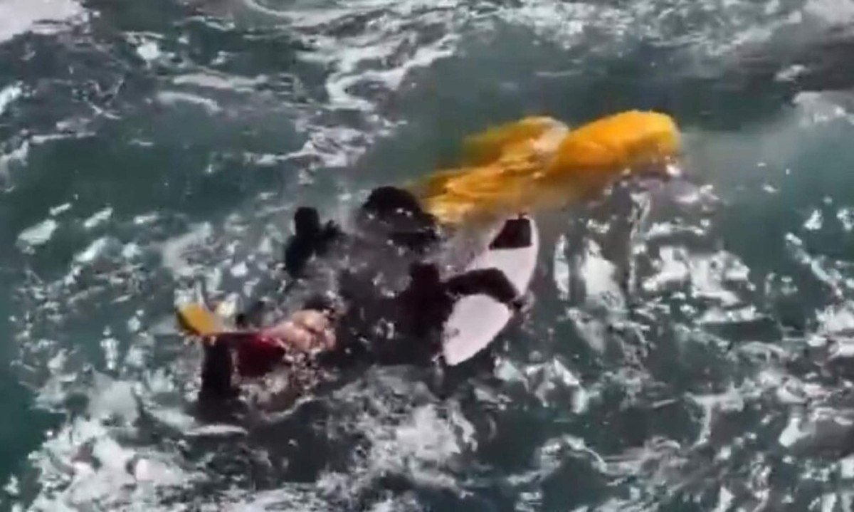 Coronel morre após queda de parapente causada por linha chilena no Rio - (crédito: Tupi)