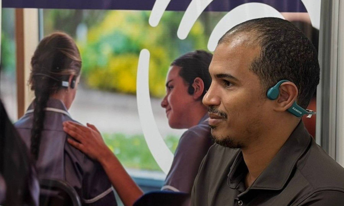 Com a plataforma, os participantes escutam situações desafiadoras e refletem sobre como se comunicar e lidar com o outro - (crédito: Arquivo pessoal)