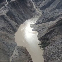 Avalanche no Nepal deixou pelo menos 1.252 mortos -  AFP