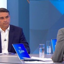 Paulo Vieira critica Tralli e Renata em entrevista com Flávio: 'Desserviço' - Reprodução/TV Globo