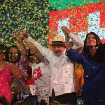 Em BH, Lula canta Roberto Carlos para mulheres; veja vídeo - Edésio Ferreira/EM/D.A.Press