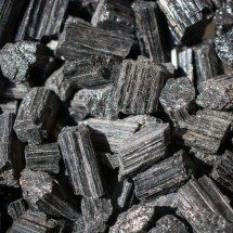 Conheça os vários tipos de pedra turmalina - Wemystic