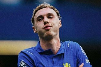 Chelsea vence Brighton com destaque brasileiro em partida de sete gols pelo Inglês