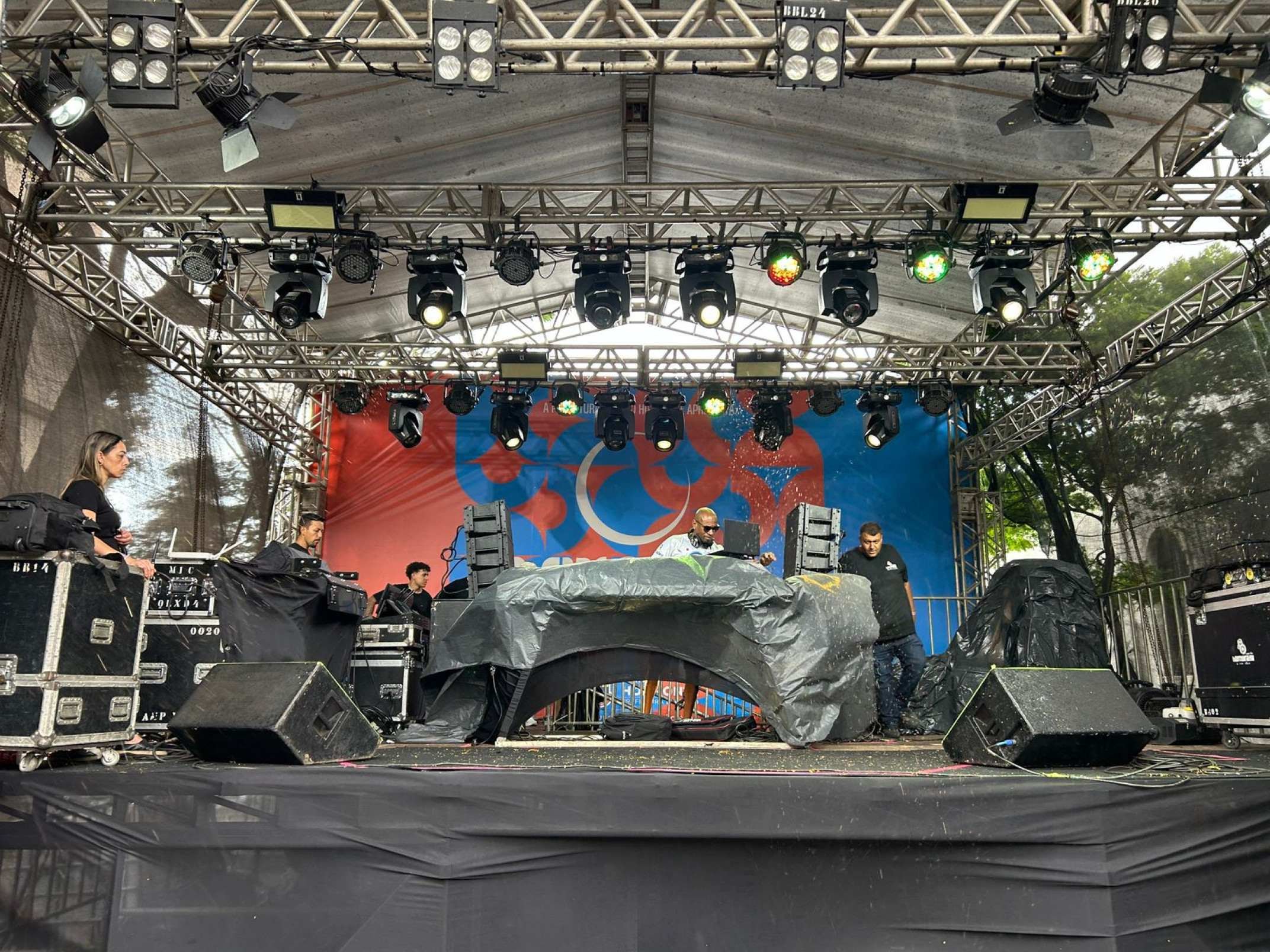 Virada Cultural é interrompida por ventos e chuva intensa
