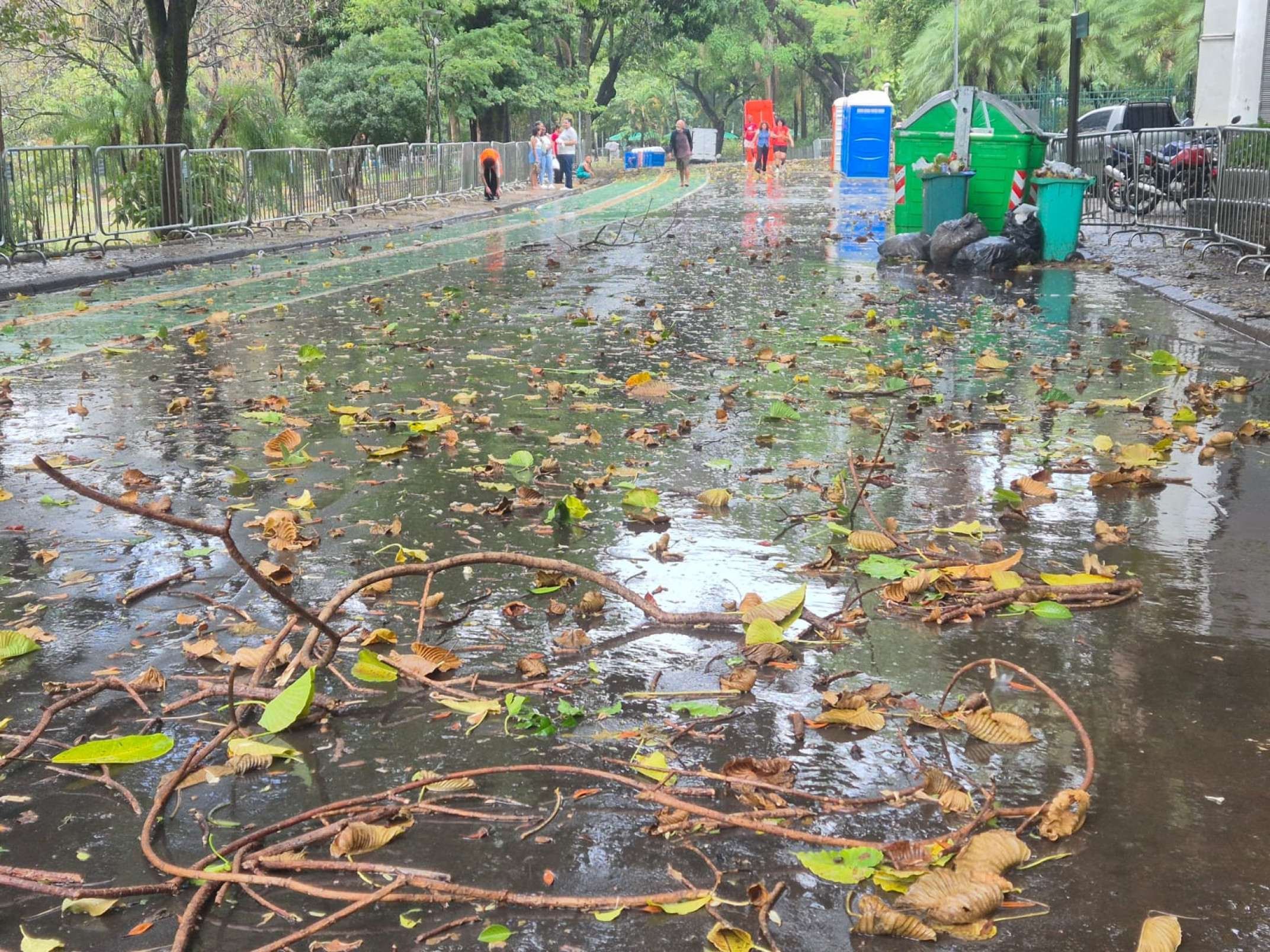 Chuva forte atingiu BH neste domingo (30/08)