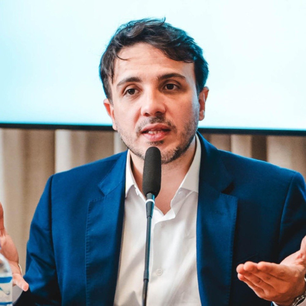 Renan Santos ataca mercado financeiro: 'Tem que se fu*, tudo filho da p*'