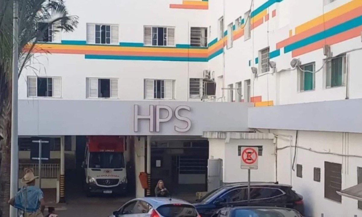 Paciente encontra-se em estado grave, porém estável, permanecendo sob cuidados intensivos da equipe multiprofissional, informou a assessoria da unidade de saúde - (crédito: PJF/Divulgação)