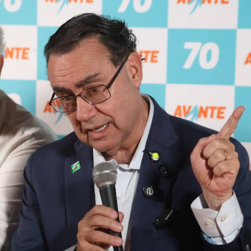 ‘Não sou terceira via, quero Lula e Bolsonaro conosco’, diz Augusto Cury