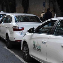 Taxistas podem circular entre o aeroporto de Confins e cidades da Grande BH - Gladyston Rodrigues/EM/D.A Press