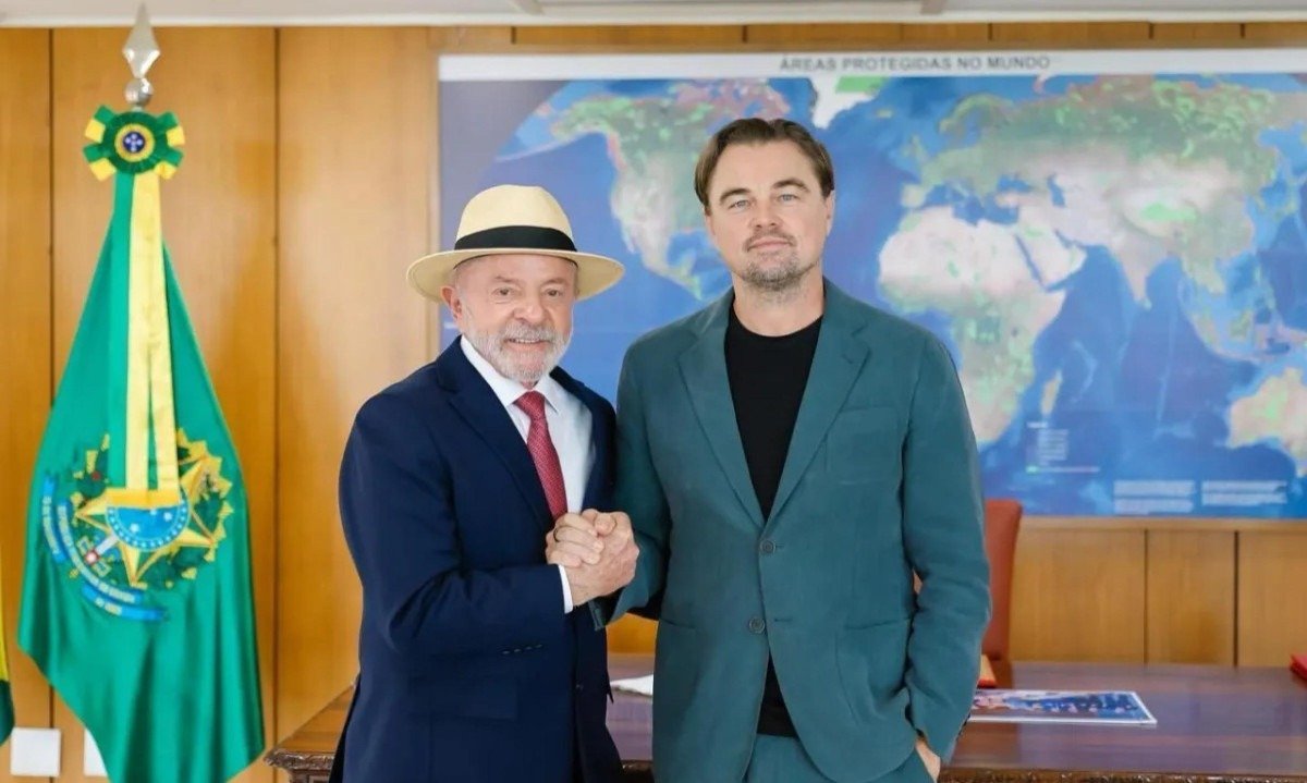 O presidente Luiz Inácio Lula da Silva publicou uma imagem nas redes sociais ao lado de Leonardo Di Caprio após o encontro com o ator americano nesta quarta-feira (2/9) - (crédito: Reprodução/Redes Sociais)