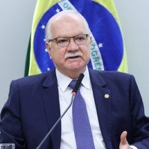 Fachin dá 72 horas para Mendonça se manifestar sobre pedido da AGU contra afastamento de chefe da PF