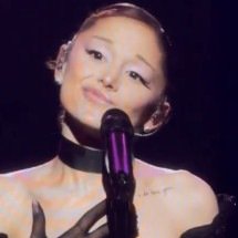 Ariana Grande chora em despedida dos palcos antes de pausa na carreira - Reprodução/ Redes Sociais 