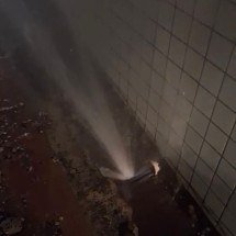 Falta de água: moradores denunciam vazamento no Barreiro - Reprodução/Redes Sociais 