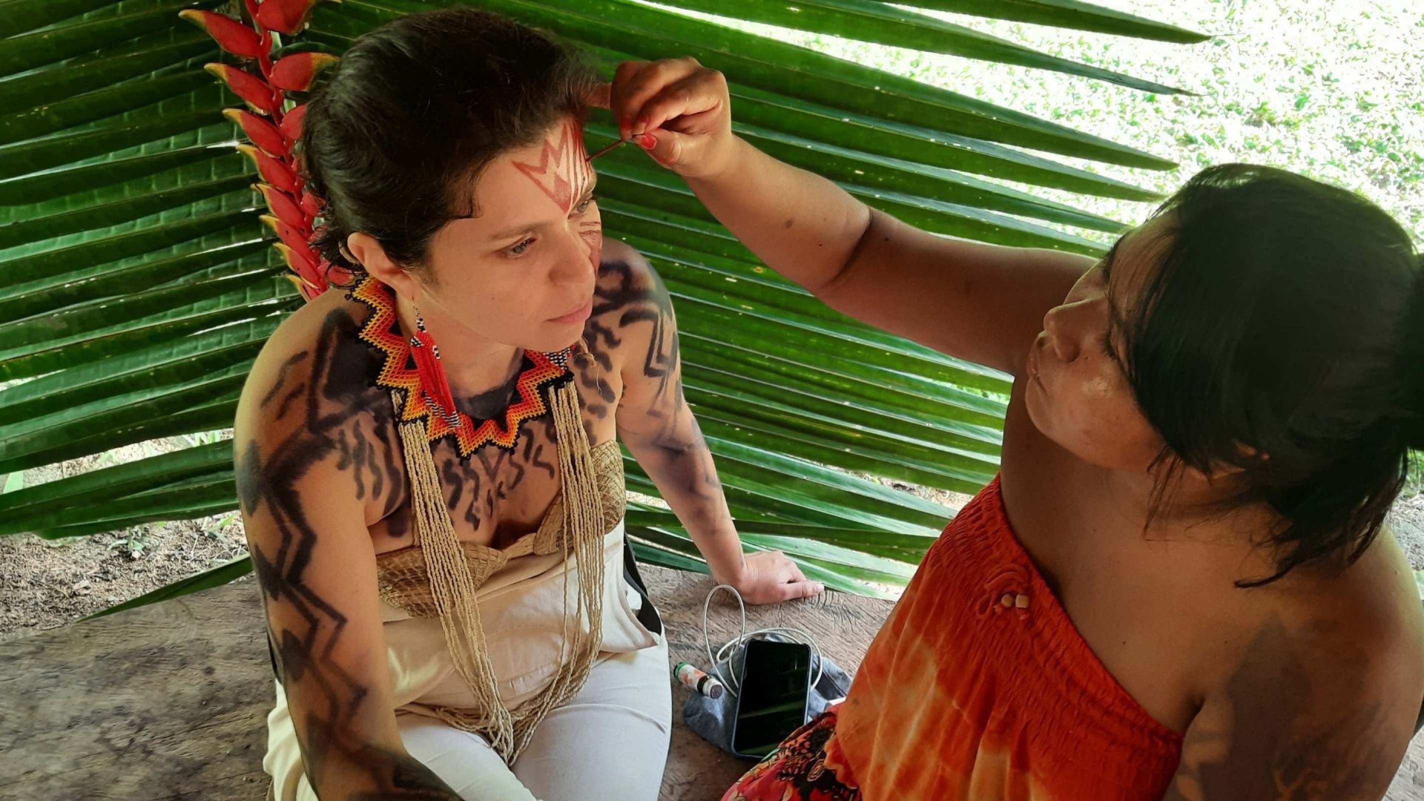 Conhecer a Amazônia é também mergulhar na cultura Shanenawa. Uma experiência de imersão que aproxima o viajante dos saberes ancestrais-Vivalá/Divulgação