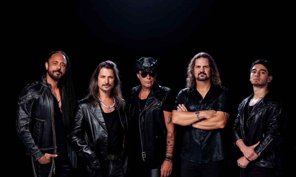 Angra vai apresentar em BH a íntegra do repertório do álbum "Holy Land", que misturou heavy metal com ritmos afro-brasileiros e música clássica - (crédito: Rafael-Karelisky/Divulgação)