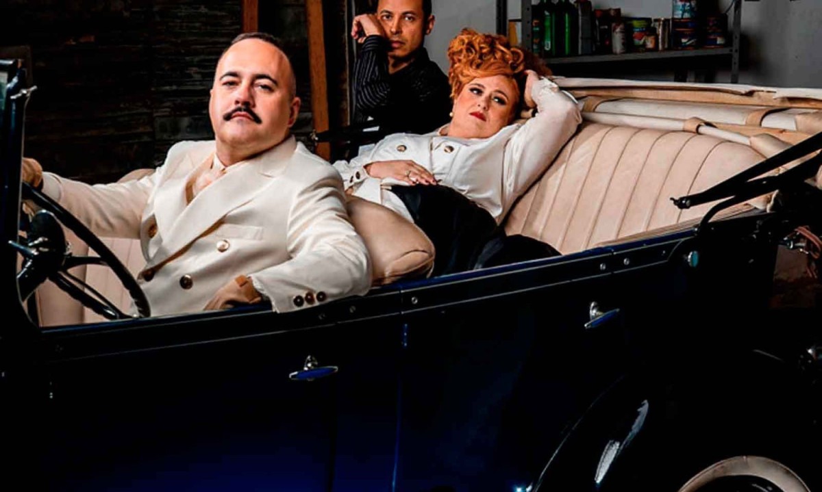 O barítono Pedro Vianna, a soprano Fabíola Protzner e o pianista Ricardo Matosinho estrelam o musical, em cartaz no Teatro do Centro Cultural Unimed-BH Minas - (crédito: Caio Veloso/Divulgação)
