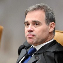 Diretores da PF entregam cargos e sugerem interesse eleitoral de Mendonça - Evaristo S&aacute;/AFP