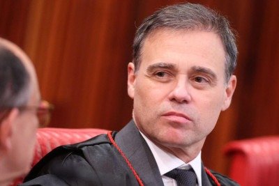 Sem citar Moraes, Mendonça diz que Judiciário tem que honrar a confiança do povo -  (crédito: Foto: Luiz Roberto/TSE)
