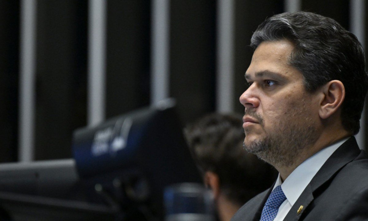 Davi Alcolumbre e Alexandre de Moraes: uma aliança de proteção mútua - (crédito: Foto: Ton Molina/Agência Senado)